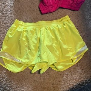Lululemon hotty hot shorts size 10